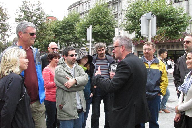 1916 Rebellion Walking Tour - Meeting at the International Bar and getting oriented