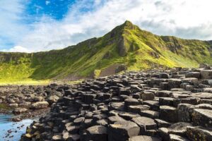 2-Day Northern Ireland Tour from Dublin Including Belfast and Giants Causeway - Getting from Dublin to Belfast: Pickup Points, Peace Highway, and First Stops