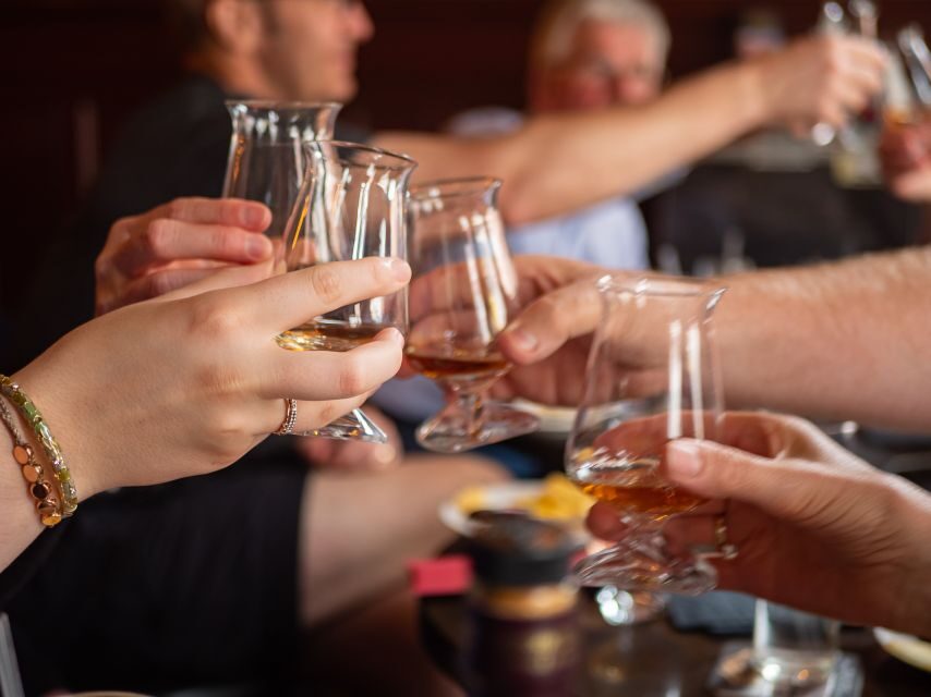 2-Hour Deluxe Whiskey & Food Tasting - Food pairing you can actually taste: cheese, soda bread, and chocolate