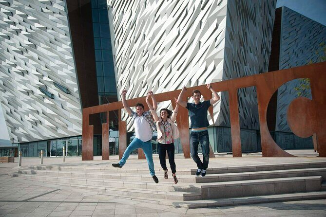 4-Day Guided Tour to Discover Ireland and Dublin - Day 1 on the West Coast: Cliffs of Moher, the Burren, Kilmacduagh, and Galway