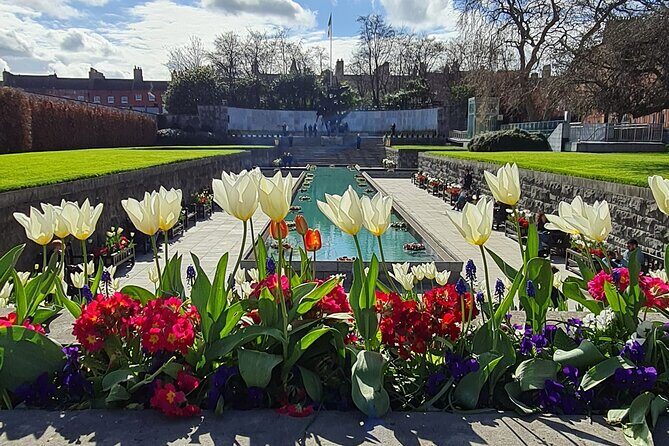 4 Hour Private Dublin City Sightseeing Tour ( 1-7 People) - Private Minibus Comfort: Getting Seats (and Luggage) Right