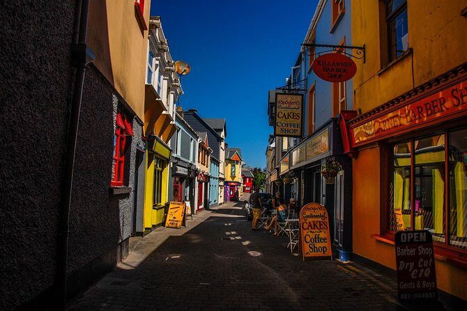 6-day All Ireland & Northern Ireland Rail Tour from Dublin - Day 1: Blarney Castle, Cobh by the Sea, and Cobh’s Queenstown Story
