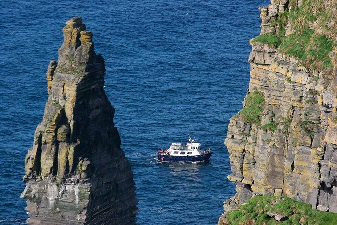 6-Day All Ireland Tour from Dublin Including Accommodation - Day 1 Belfast: Monasterboice, Titanic Belfast, and optional Black Cab