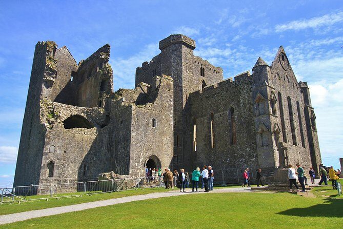6-Day Magical Southern Explorer Small Group Tour - Starting in Dublin: Sally Gap views, Spanish Arch stories, and Glendalough calm