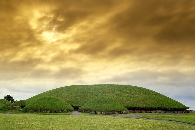 6 hour Half-Day Award Winning Private Tour of the Boyne Valley - Monasterboice and Mellifont Abbey: Free Stops That Reward Patience