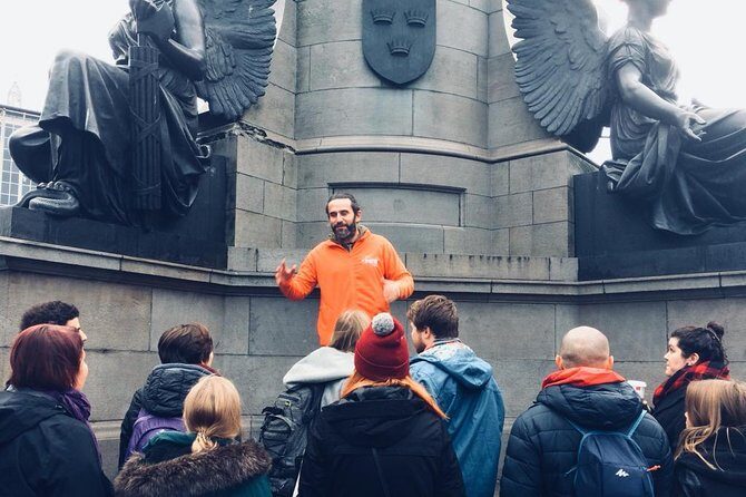 90 Minute Dublin Walking tour and Sightseeing tips - O’Connell Street and Nelson’s Pillar: power, rebellion, and street-level drama