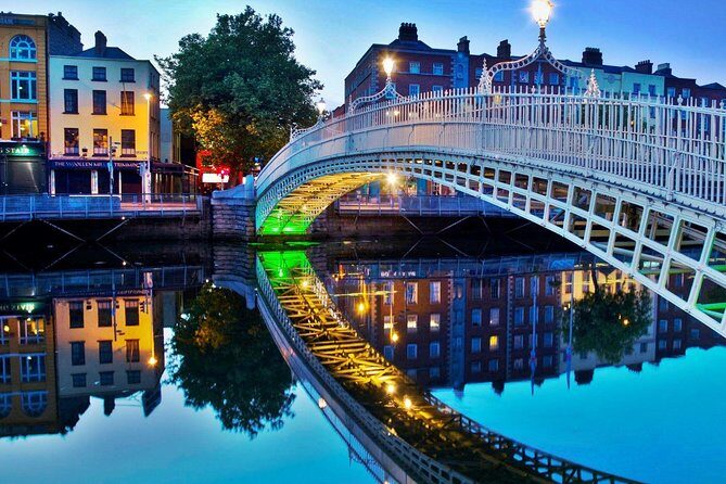 Arrival Transfer: Dublin Airport DUB to Dublin in Business Car - The car experience: EQE, E-Class, 5 Series, XF (or similar)