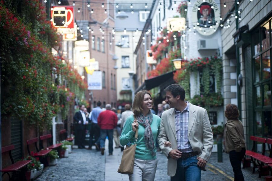 Belfast: Full-Day Tour with Titanic Experience - Hop-on hop-off Belfast bus: Victorian streets without the guessing game