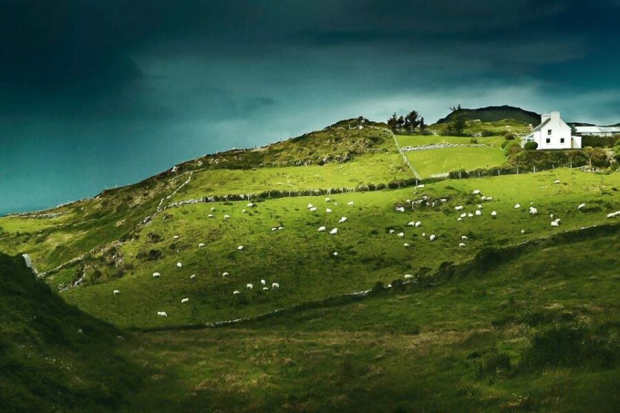 Best of Ireland 6-Day Backpackers Economy Tour - Six Days Covering Ireland’s Four Corners: How the Route Feels