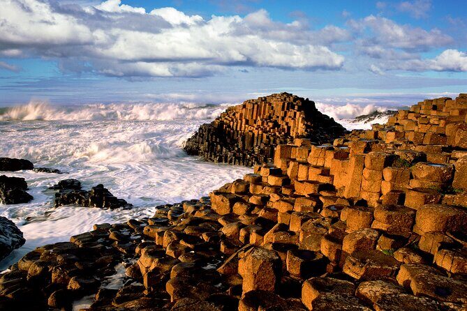 Chauffeur Giants Causeway & Belfast Private Day Tour From Dublin - Dark Hedges: quick photos in the middle of the famous beech trees