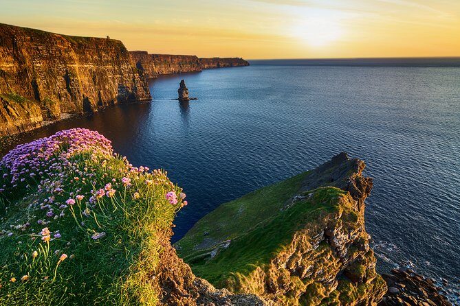 Cliffs of Moher Private Award Winning Luxury Mercedes Car Tour - Kinvarra and Dunguaire Castle: thatch roofs and literary Ireland (optional, seasonal)