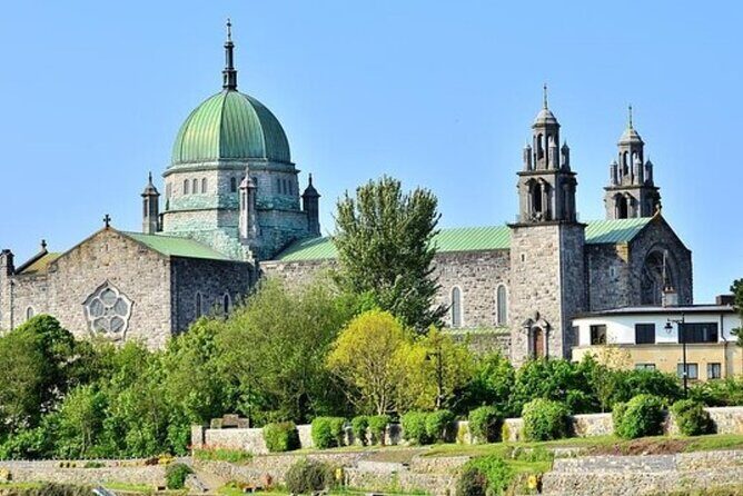 Connemara and Galway Private Chauffeur 2 Days Tour from Dublin - Who should book this Connemara and Galway private chauffeur tour