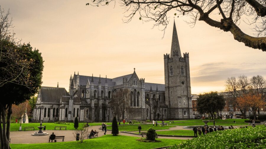Dublin: 2 Hour City Center Guided Walking Tour - A two-hour plan with exteriors only (and why that’s smart)