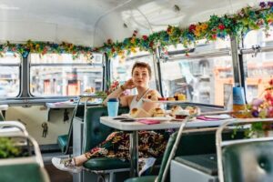 Dublin: Afternoon Tea Vintage Bus Tour - The Route: St Stephen’s Green to Trinity College to Phoenix Park