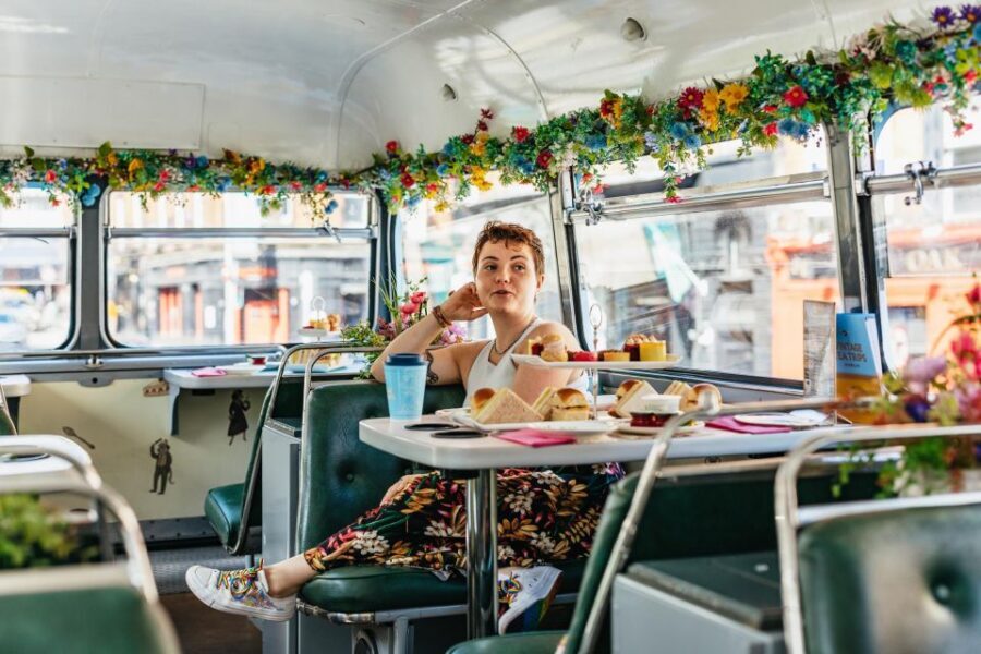 Dublin: Afternoon Tea Vintage Bus Tour - The Route: St Stephen’s Green to Trinity College to Phoenix Park
