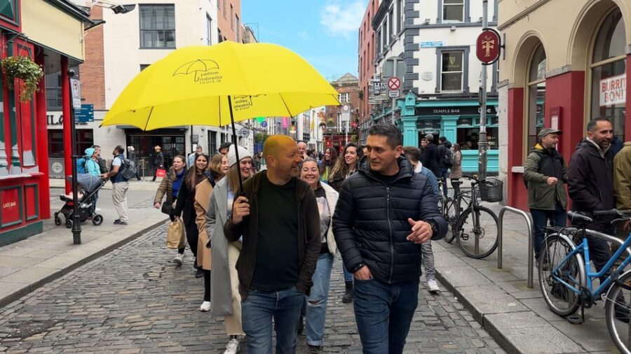 Dublin: Bucket List Sights Walking Tour - Crossing the Liffey: from the Celtic settlement to the Silicon Docks