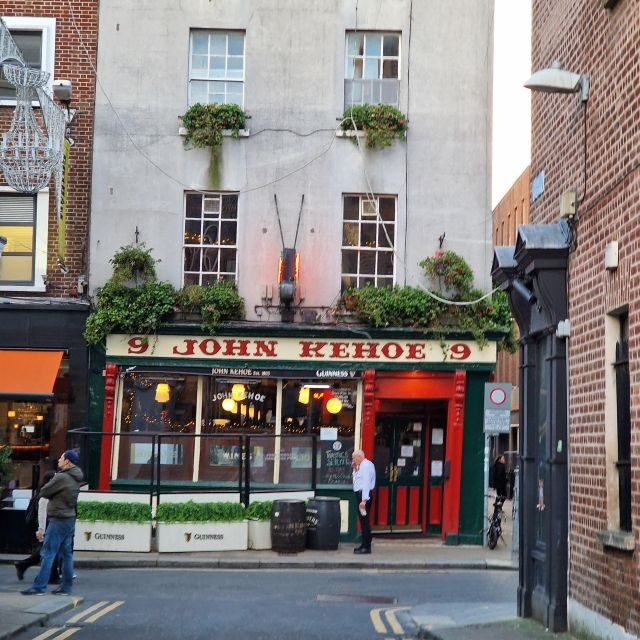 Dublin: Dublin City Highlights Private Guided Walking Tour - St. Stephen’s Green: The Small Central Park Moment