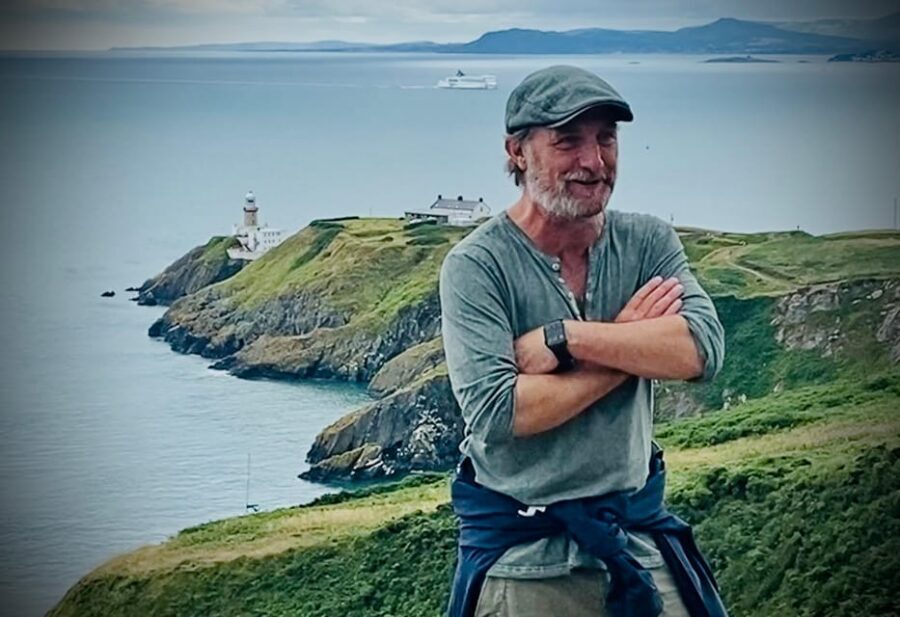 Dublin: Dublin Coastal Hike and Pints & Puppies - A local guide with a dog: funny, friendly, and grounded
