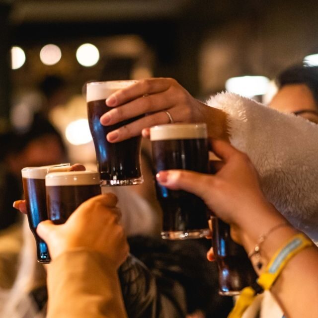 Dublin: Generation Pub Crawl - Your Guide: Local Irish Hosts Who Keep the Night Moving