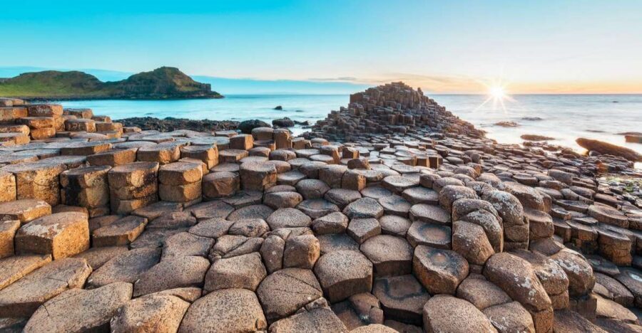 Dublin: Giants Causeway, Dark Hedges, Dunluce & Belfast Tour - Why this Dublin-to-coast schedule is built for first-timers