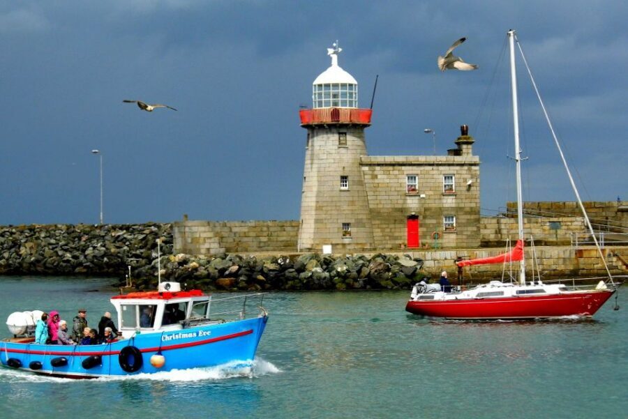 Dublin: Howth Coastal Hiking Tour - Village lanes, writers, artists, and the art of slowing down