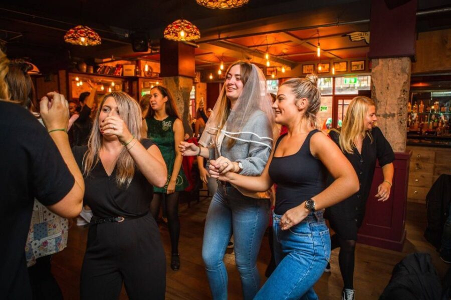 Dublin: Irish Music and Dance Show with Dance Lesson - The Guinness option and what it means for your budget