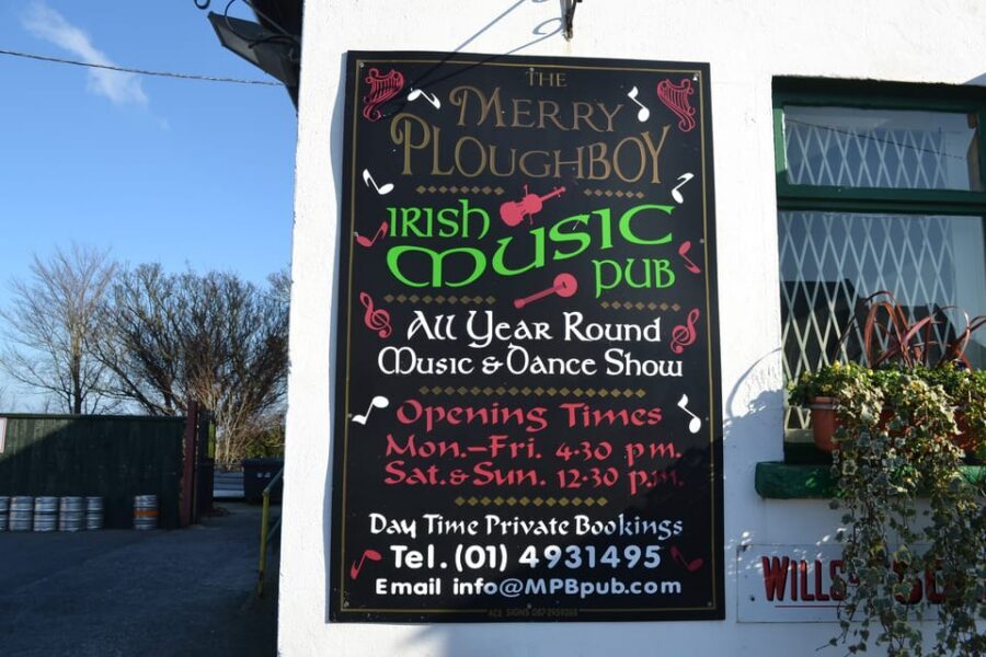 Dublin: Irish Night Show at the Merry Ploughboy Pub - Should You Book the Irish Night at Merry Ploughboy?
