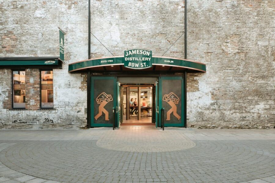 Dublin: Jameson Distillery Whiskey Blending Class - Group Size, Energy, and the Question-Friendly Format