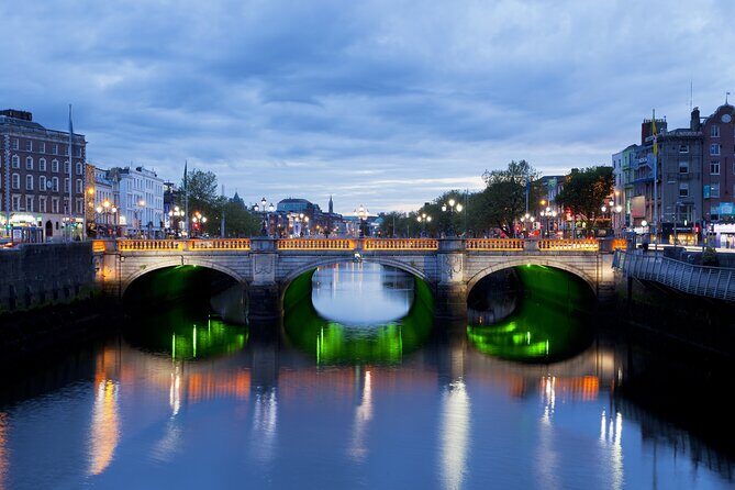 Dublin Live Guided Panoramic Open-Top Night Bus Tour - Merrion Square to Oscar Wilde: why these stops matter