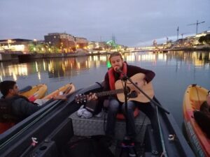 Dublin: Music Under the Bridges Kayaking Tour - The kayak part: stable boats and learning fast