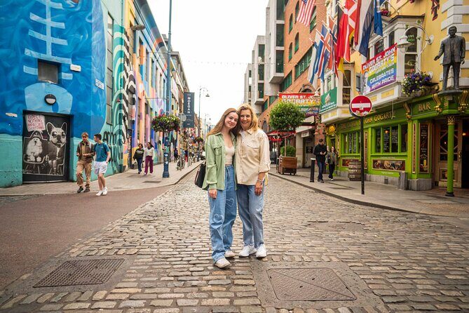 Dublin: Private Chauffeur Tour - Temple Bar in 40 Minutes: Shops, Cafés, and a Change of Pace