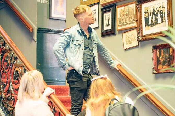 Dublin Storytelling Pub Tour - 3 stops, drinks & local snacks - Georgian Dublin at Powerscourt Townhouse Centre