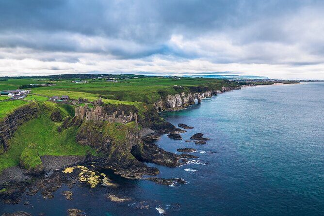 Dublin to Belfast, Dunluce Castle and Giant's Causeway Day Tour - Key things I’d circle on the itinerary
