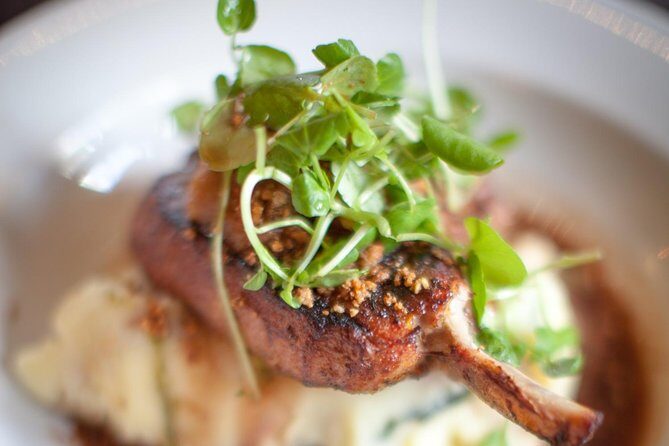 Dublin Traditional Irish 3 Course Meal Walking Tour with Local - Stop 1: Powerscourt Townhouse Centre sets the tone