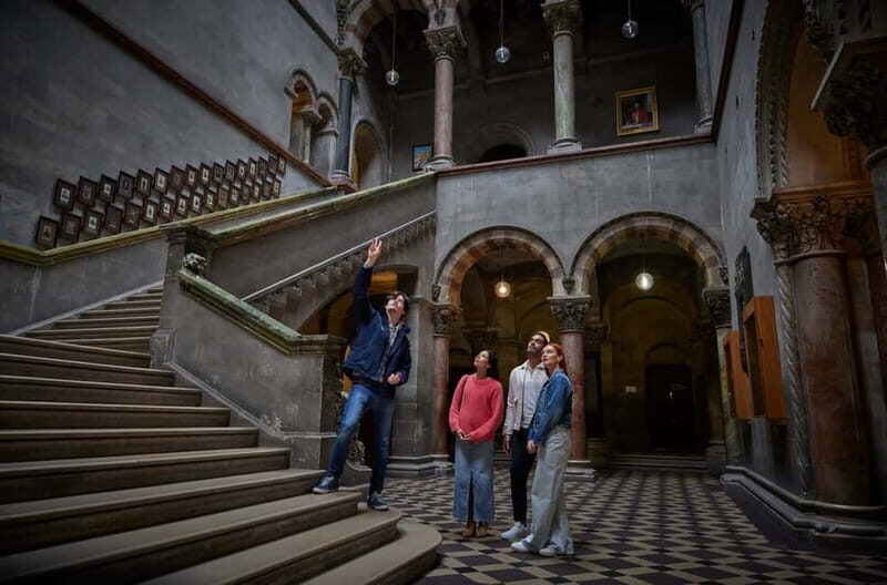 Dublin: Trinity College Campus Guided Walking Tour - Quick hits before you go