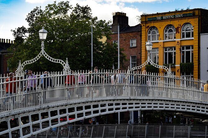 Dublin Walking Tour: Explore Top Sights & Hidden Gems - Christ Church Cathedral: Crypts, Strongbow, and a Real Change of Mood
