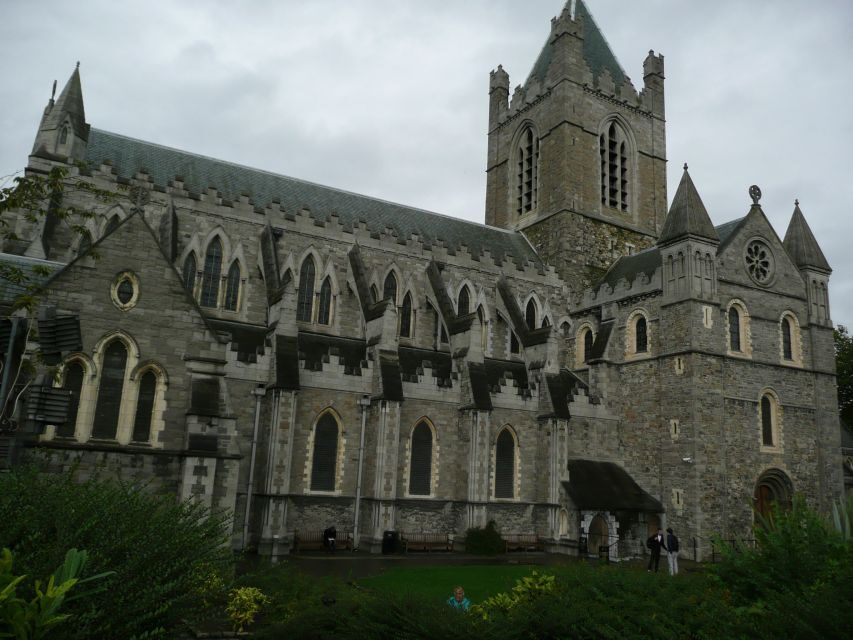 Dublin Welcome Tour: Private Tour with a Local - What to Wear and Bring for a Comfortable Dublin Walk