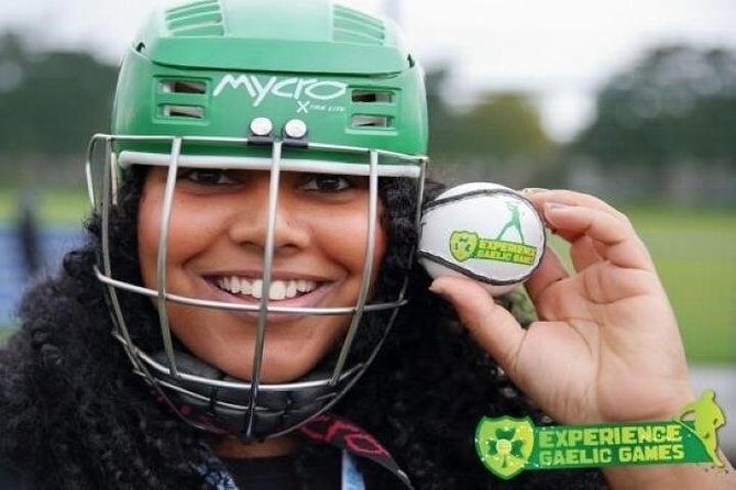 Experience Gaelic Games in Dublin - Gaelic football basics: learning the patterns fast
