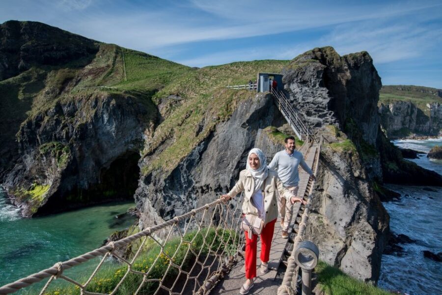 From Dublin: Belfast and Giant's Causeway: 2-Day Guided Tour - Where you sleep: Belfast’s historic university quarter