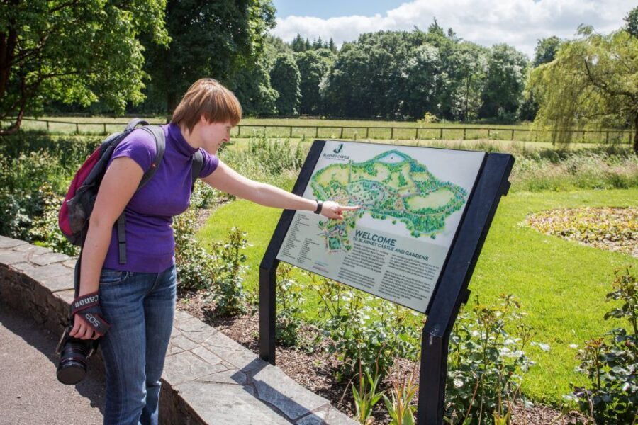 From Dublin: Blarney, Rock of Cashel and Cahir Castles Tour - From the Molly Malone statue to the Galtee Mountains: the drive that sets the tone