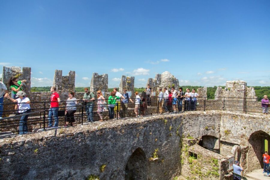 From Dublin: Blarney, Rock of Cashel and Cahir Castles Tour - What to pack so the day stays fun