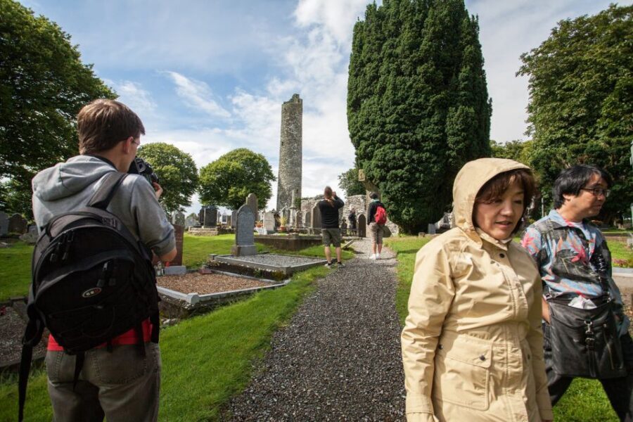 From Dublin: Celtic Boyne Valley and Ancient Sites Tour - From Dublin to Meath: a 10-hour itinerary with real momentum