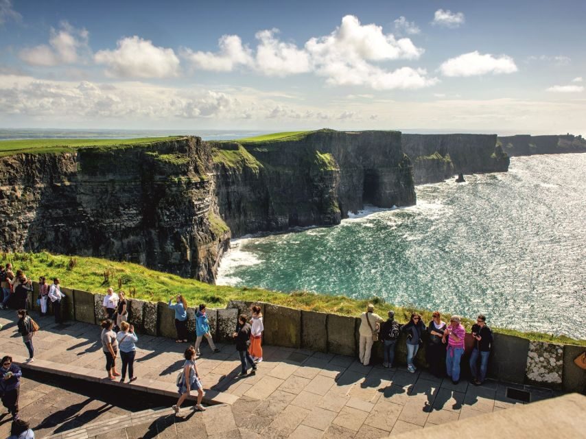 From Dublin: Galway and Cliffs of Moher Day Tour - Lunch in Liscannor: enough time, limited room for picky choices