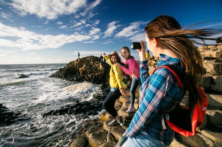 From Dublin: Giant's Causeway, Dark Hedge & Belfast Tour - The Drive North: Coach Comfort, Wi-Fi, and Realistic Timing