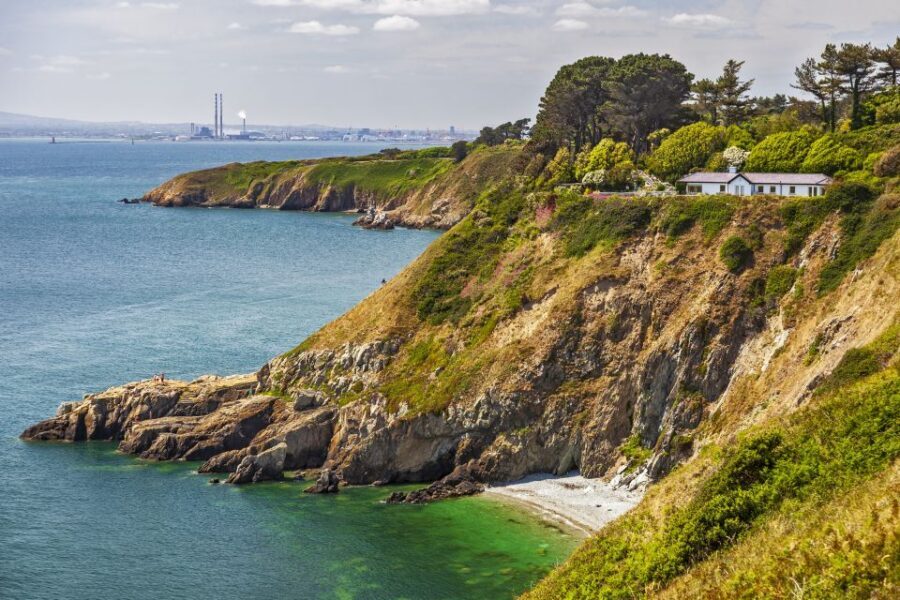 From Dublin: Half-Day Guided Coastal Tour to Howth Village - Howth Village free time: 75 minutes to eat and wander