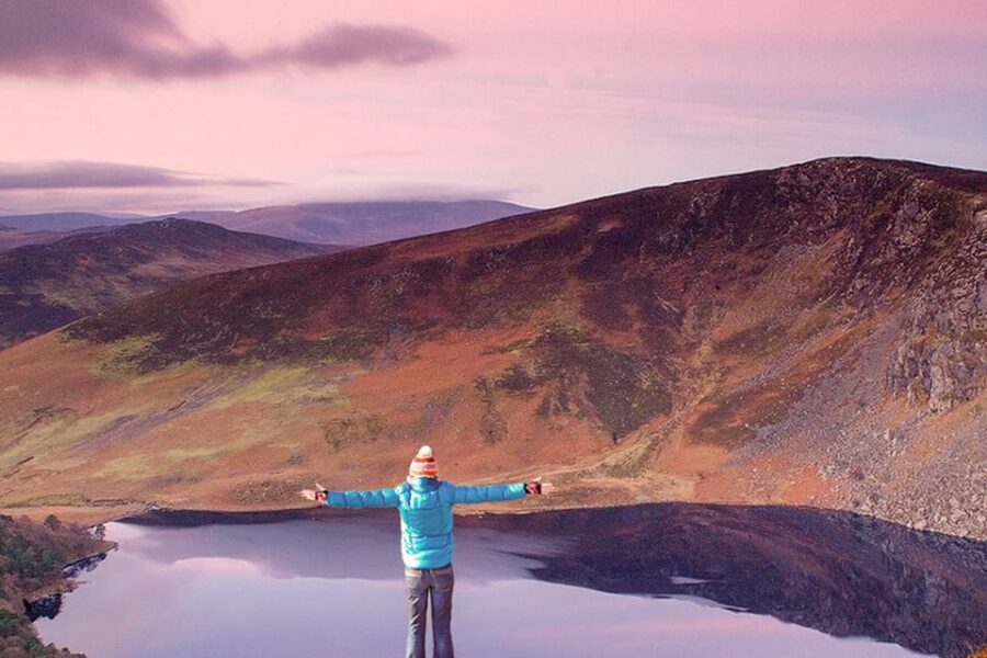 From Dublin: Wild Wicklow Mountains and Glendalough Tour - Lunch break at Lynhams of Laragh: where to refuel without losing the vibe