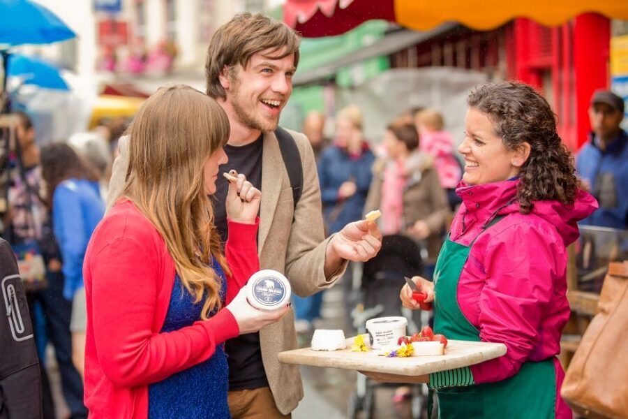 Galway, Cliffs of Moher & Connemara: 2-Day Combo Tour - Doolin and traditional music: the good kind of extra