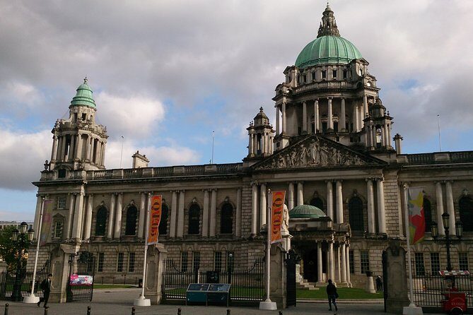 Giants Causeway and Belfast Private Tour from Dublin - Belfast panoramic tour: murals, peace lines, and the Titanic story