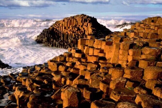 Giants Causeway with Private Chauffeur Day Tour from Dublin - Comfort on the Road: What the Private Vehicle Changes