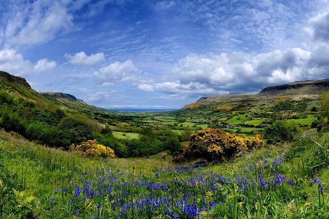 Giant's Causeway with the Titanic Exhibition and the best of Northern Ireland - Dunluce Castle on the Atlantic: ruins, legends, and movie DNA